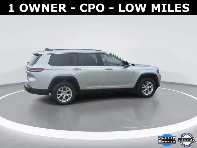 Used 2023 Silver Jeep Limited image 12