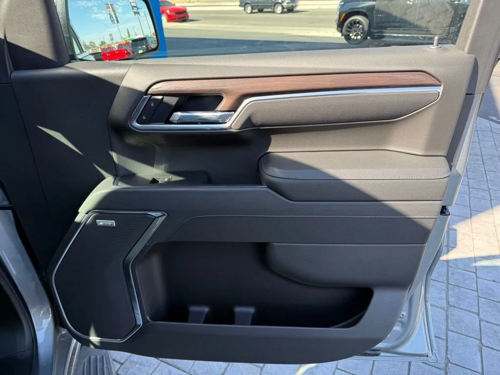 New 2026 Sterling Metallic GMC SLT image 18