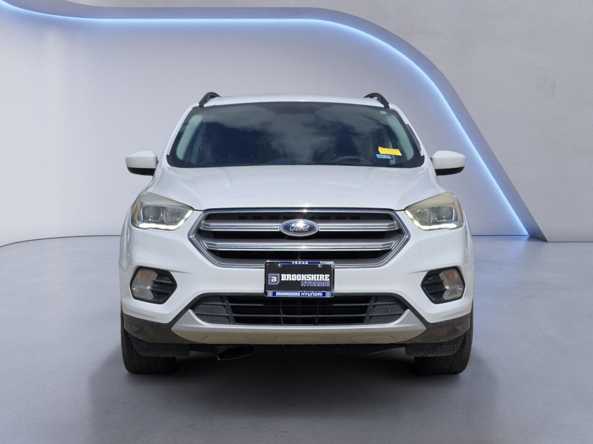 Used 2017 Ford Escape SE with VIN 1FMCU9G92HUE38089 for sale in Albuquerque, NM