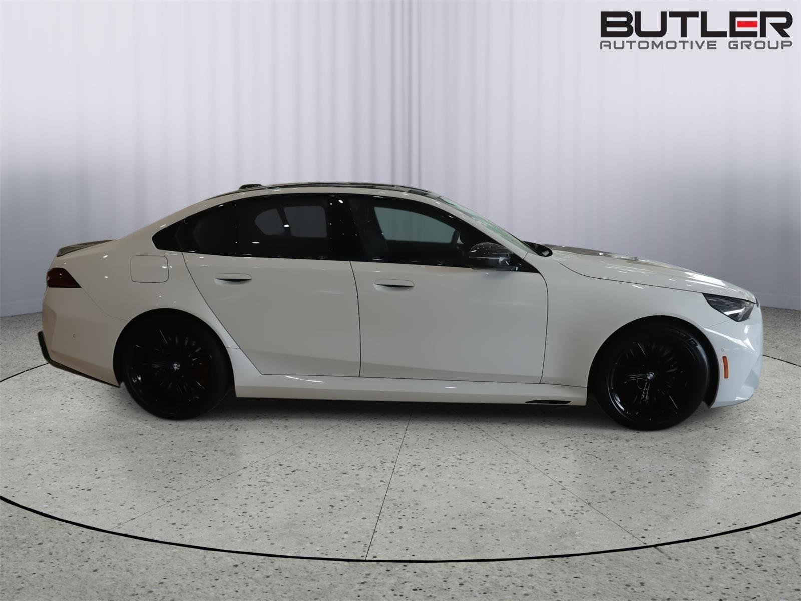 Used 2026 Alpine White BMW Base image 3