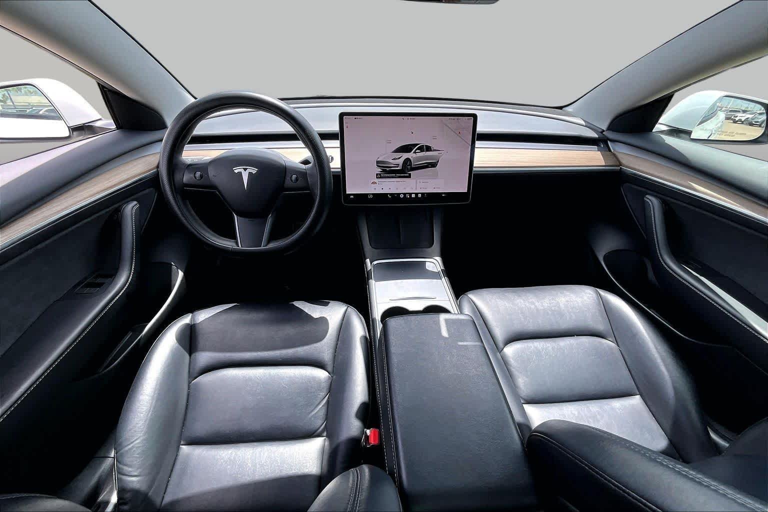 Used 2022 Pearl White Multi-Coat Tesla  image 13