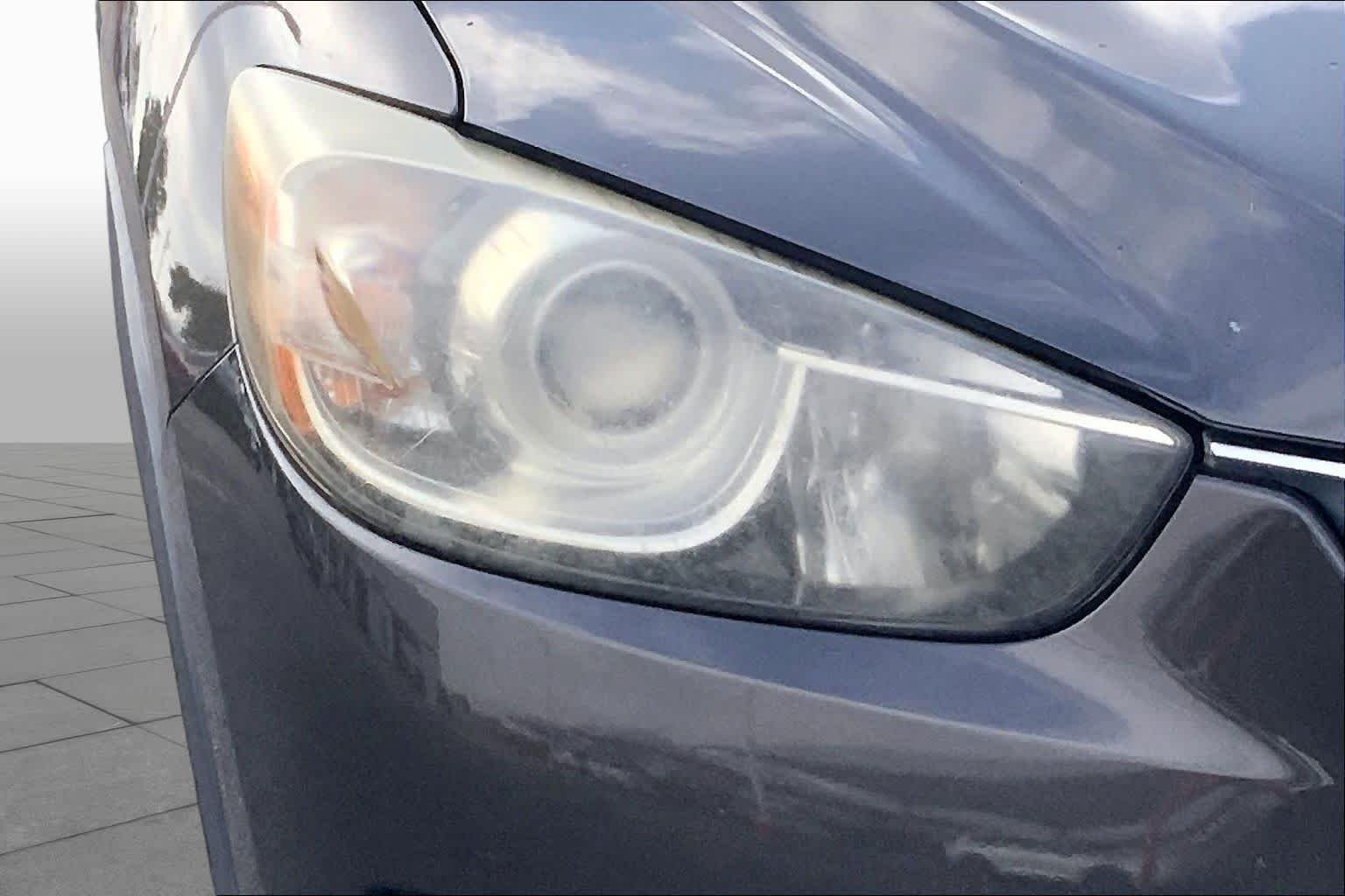 Used 2016 Titanium Flash Mica Mazda Touring image 28