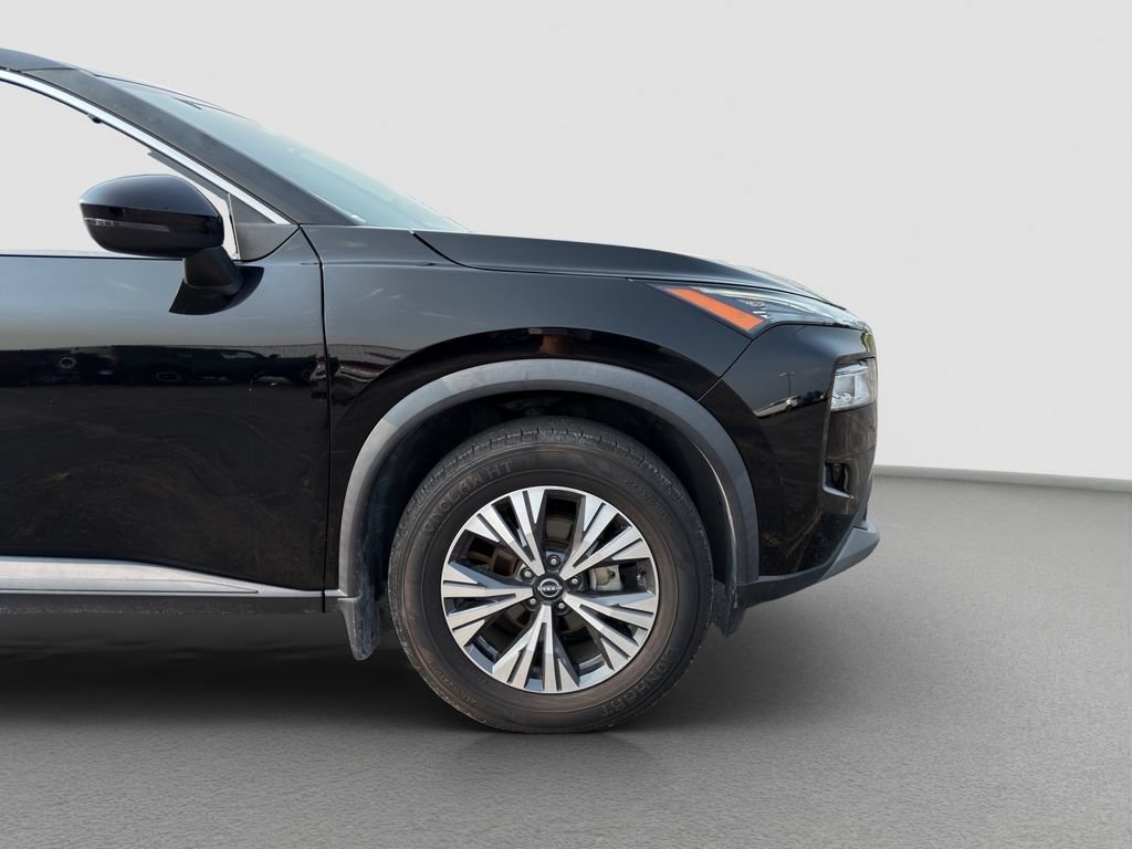 Used 2022 Black Nissan SV FWD image 23