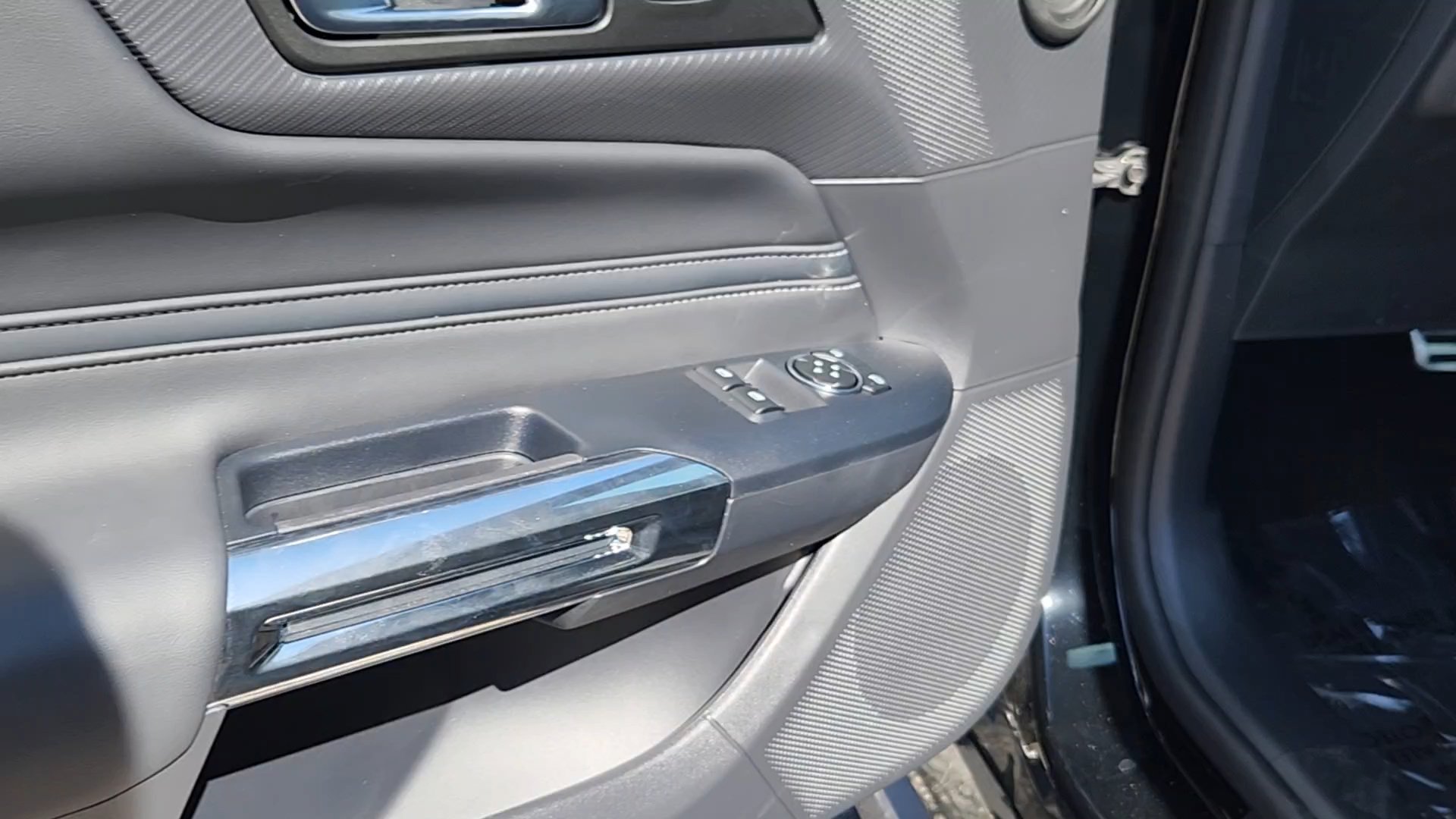 2026 Ford Mustang EcoBoost Premium Fastback - Photo 25