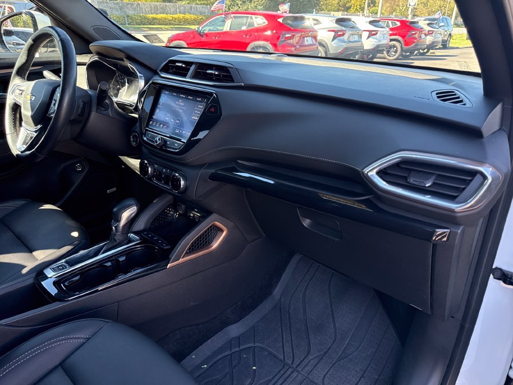 Used 2023 Pearl Chevrolet ACTIV image 27