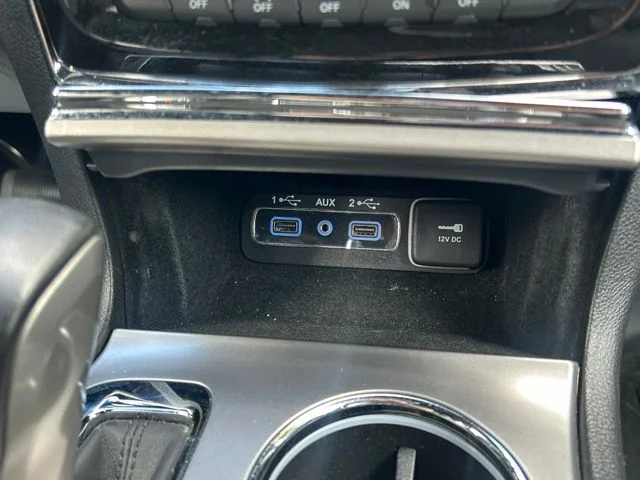 Used 2021 Blue Jeep Limited image 61