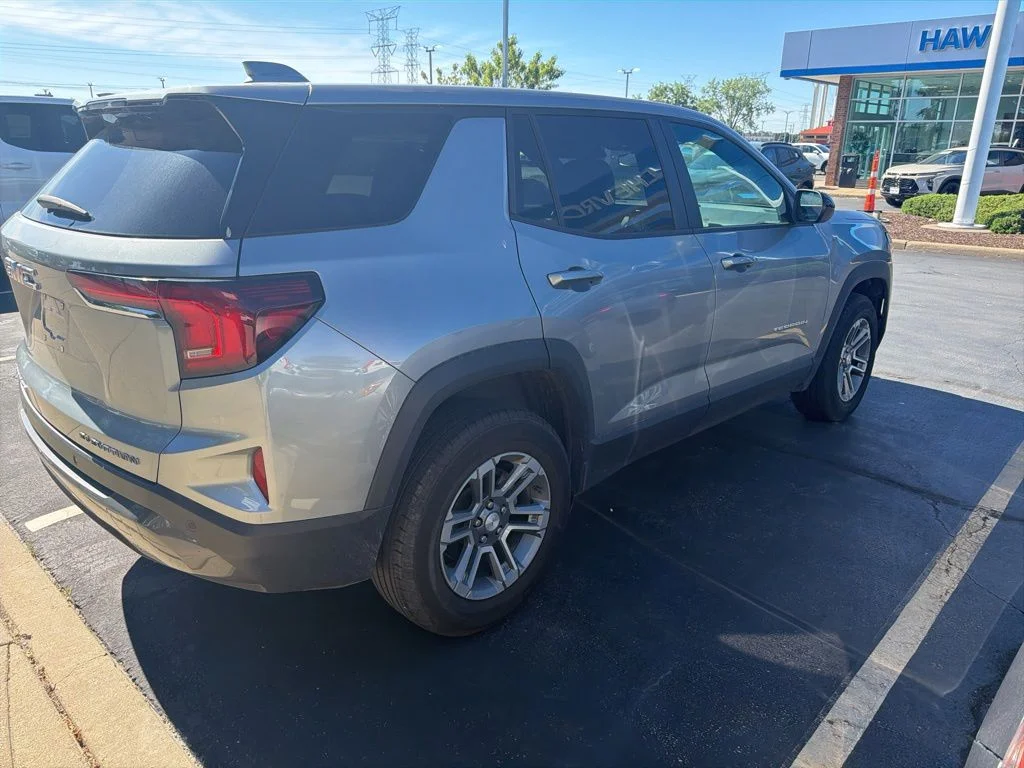 Used 2026 Silver GMC Elevation image 6