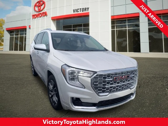 2023 GMC Terrain Denali