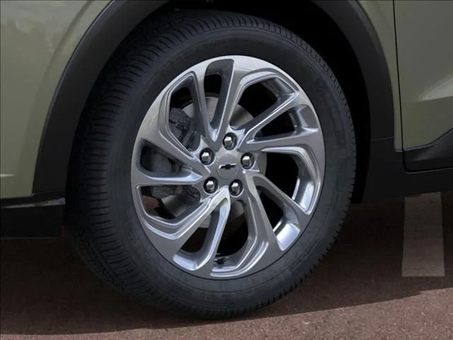 New 2027 Green Chevrolet LT image 9