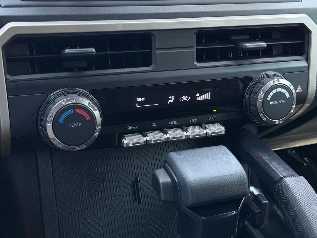 Certified Used 2025  Toyota SR image 34
