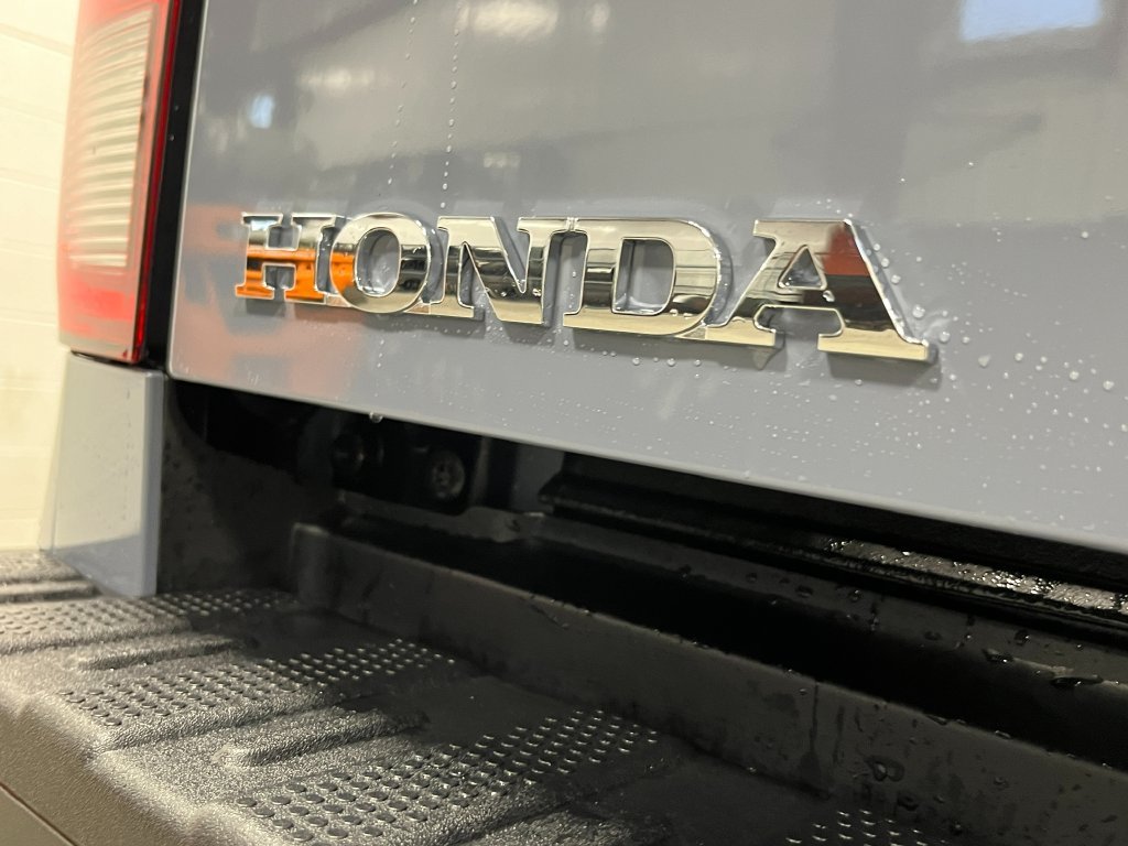 New 2026 Sonic Gray Pearl Honda RTL image 7