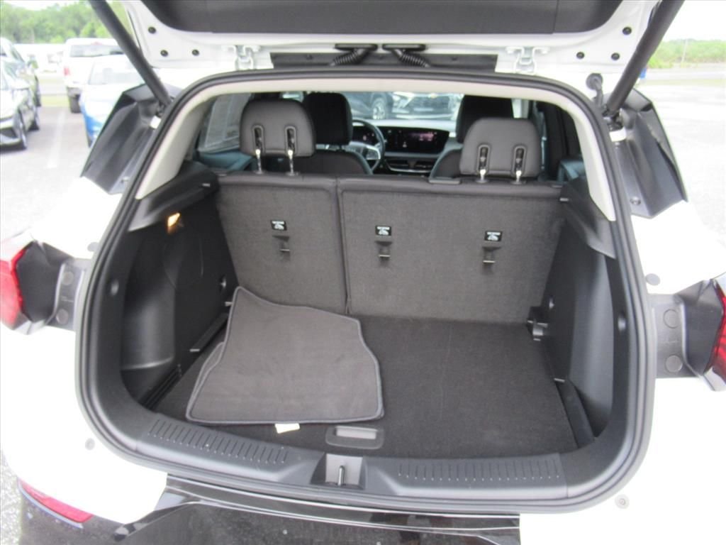 Used 2026 White Buick Sport Touring image 32