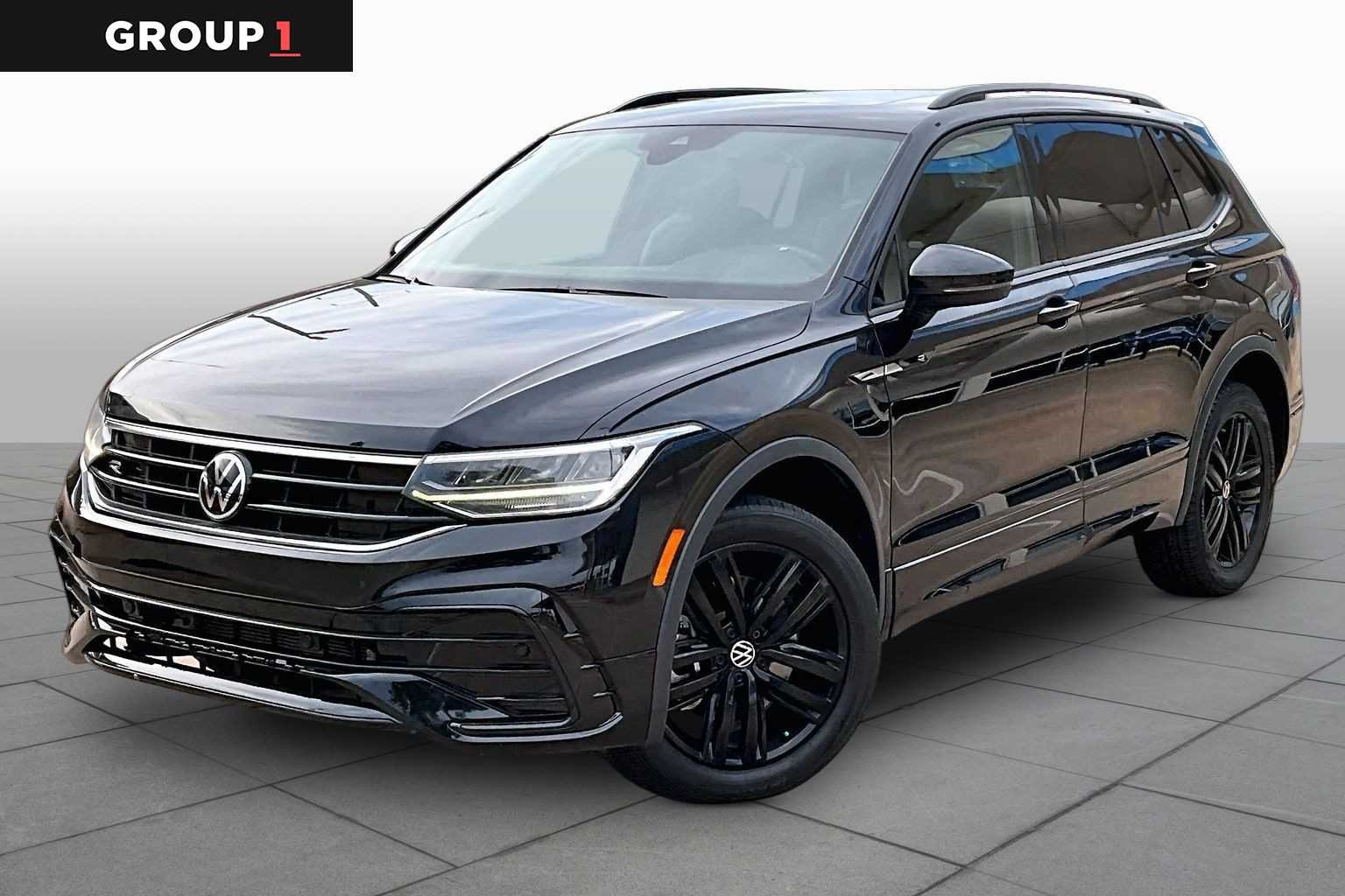 2022 Volkswagen Tiguan SE R-Line Black