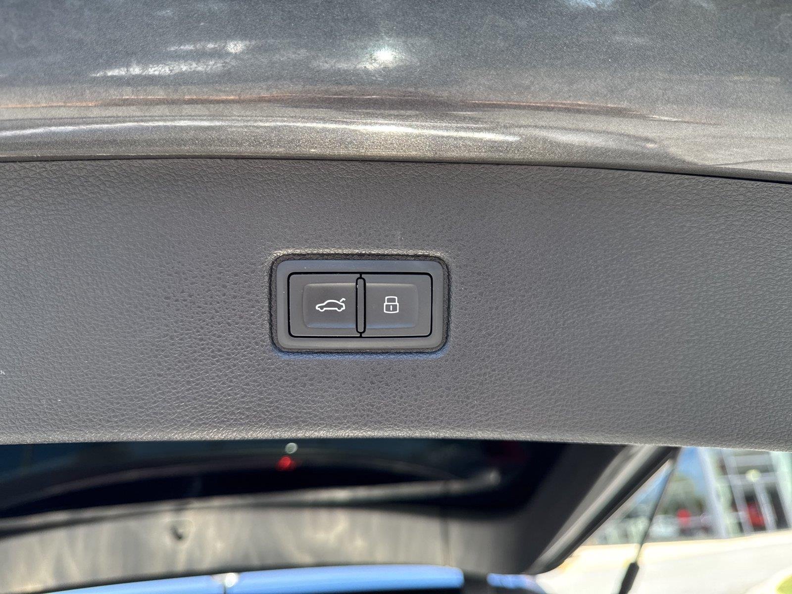 Used 2021 Samurai Gray Metallic Audi Prestige image 25