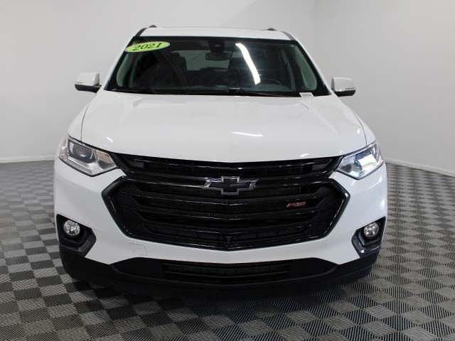 Used 2021 Summit White Chevrolet RS image 9
