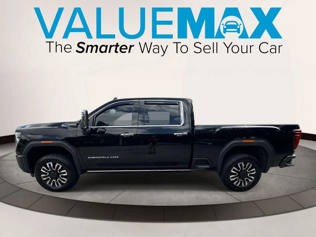 Used 2025 Black GMC Denali Ultimate image 7