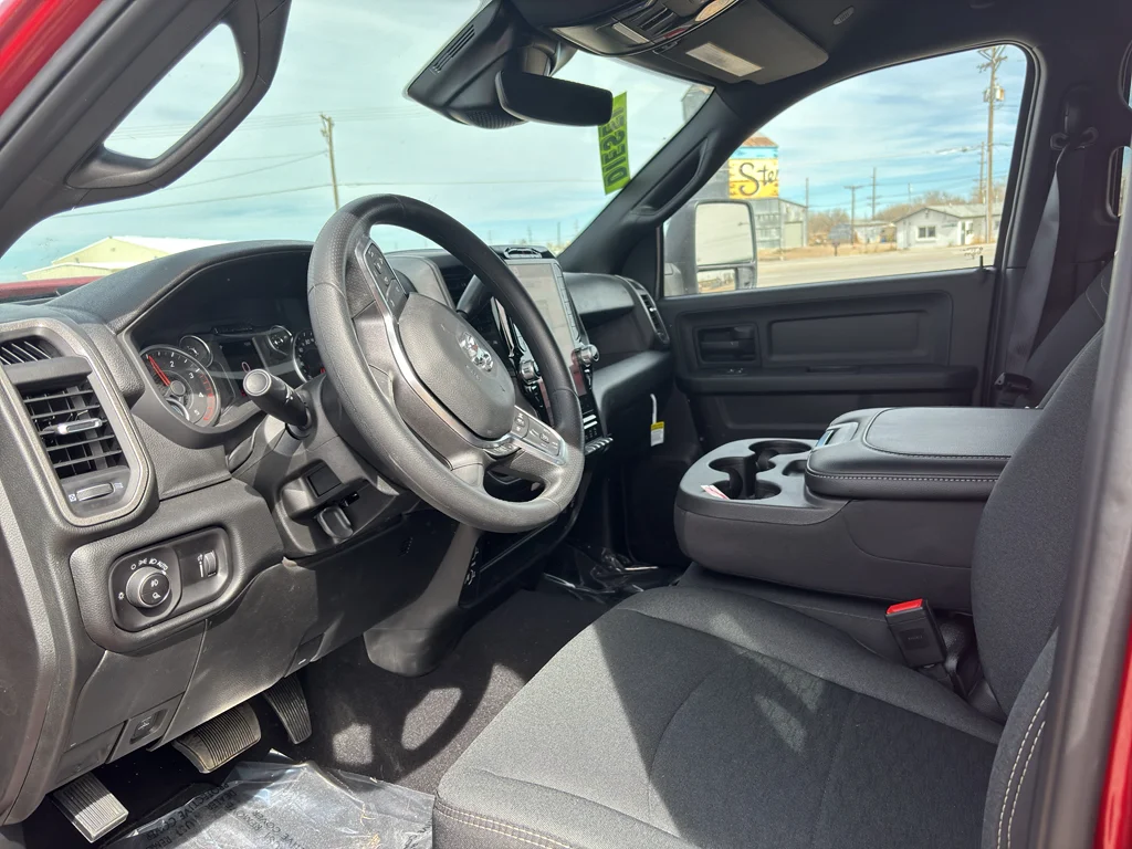 2026 RAM 2500 Tradesman/Black Express - Photo 16