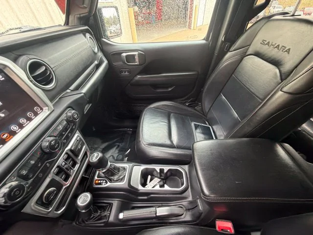 Used 2019 Black Jeep Unlimited Sahara image 20
