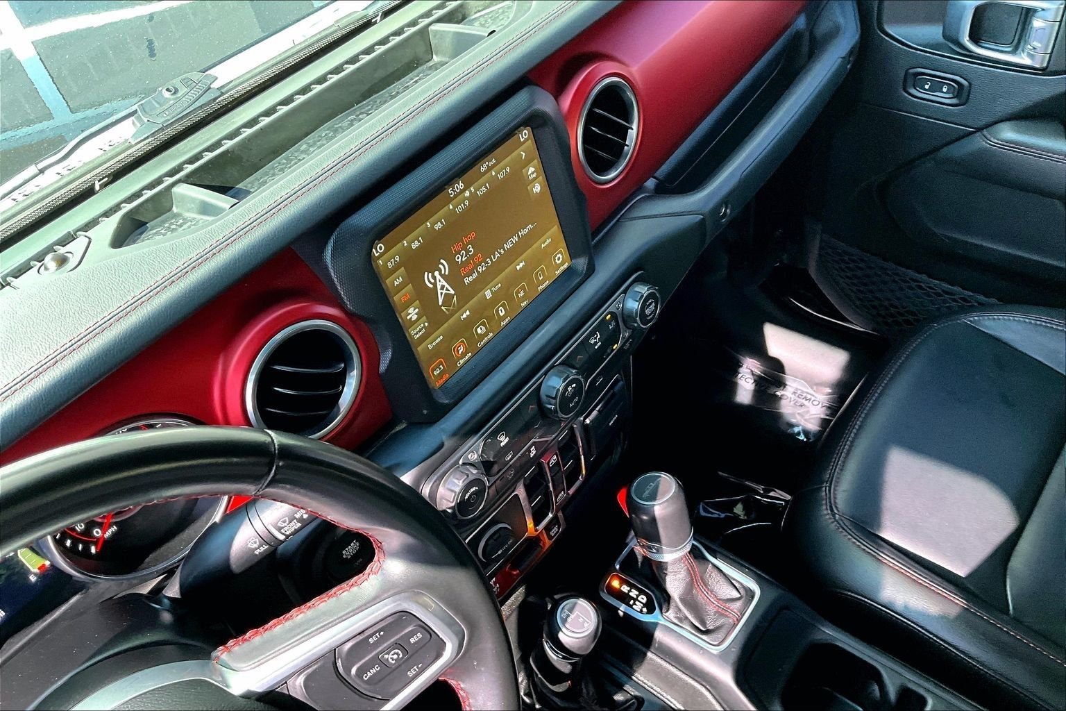 Used 2022 Black Jeep Rubicon image 32