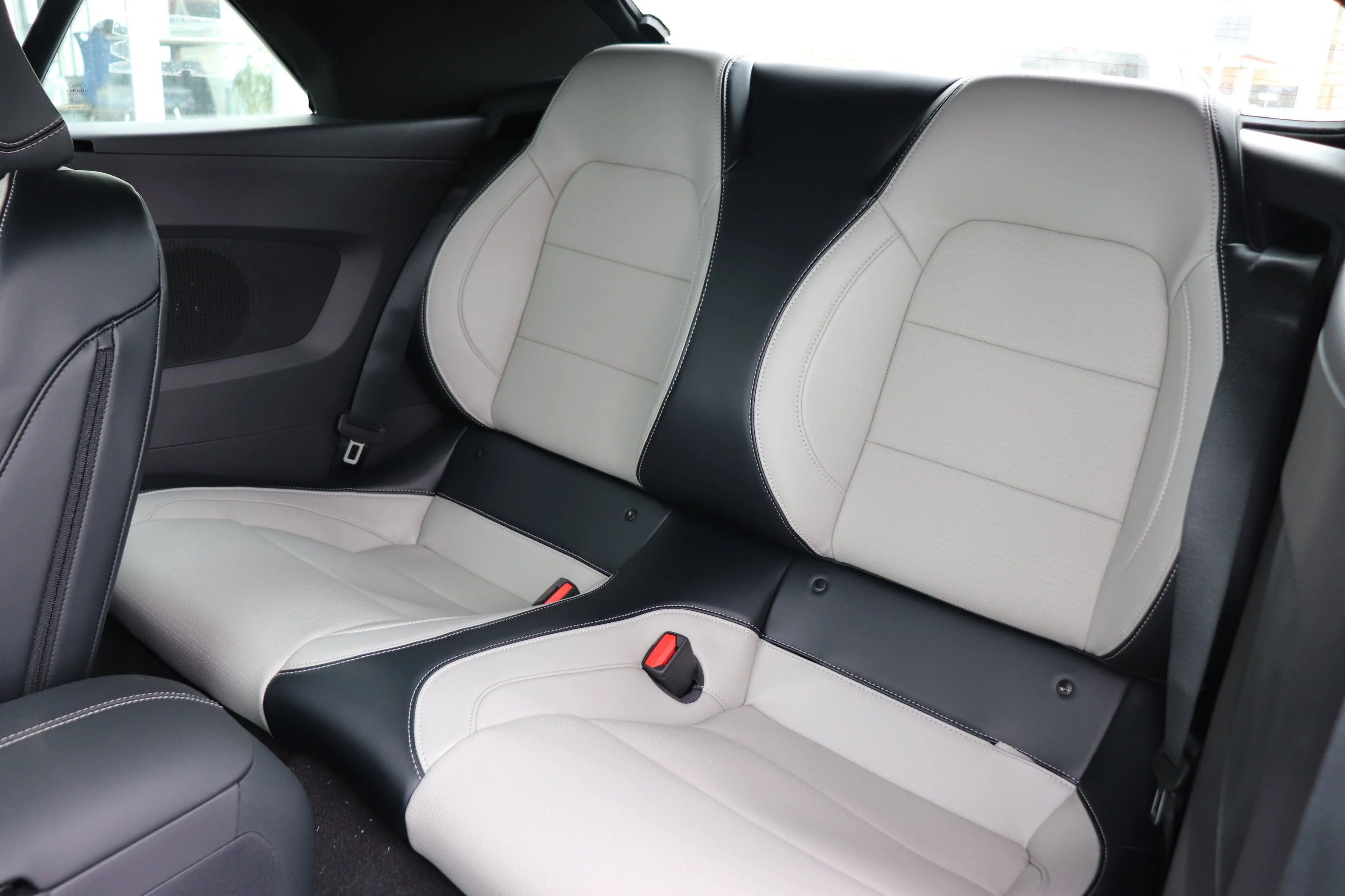New 2026 OXFORD WHITE Ford GT Premium image 7