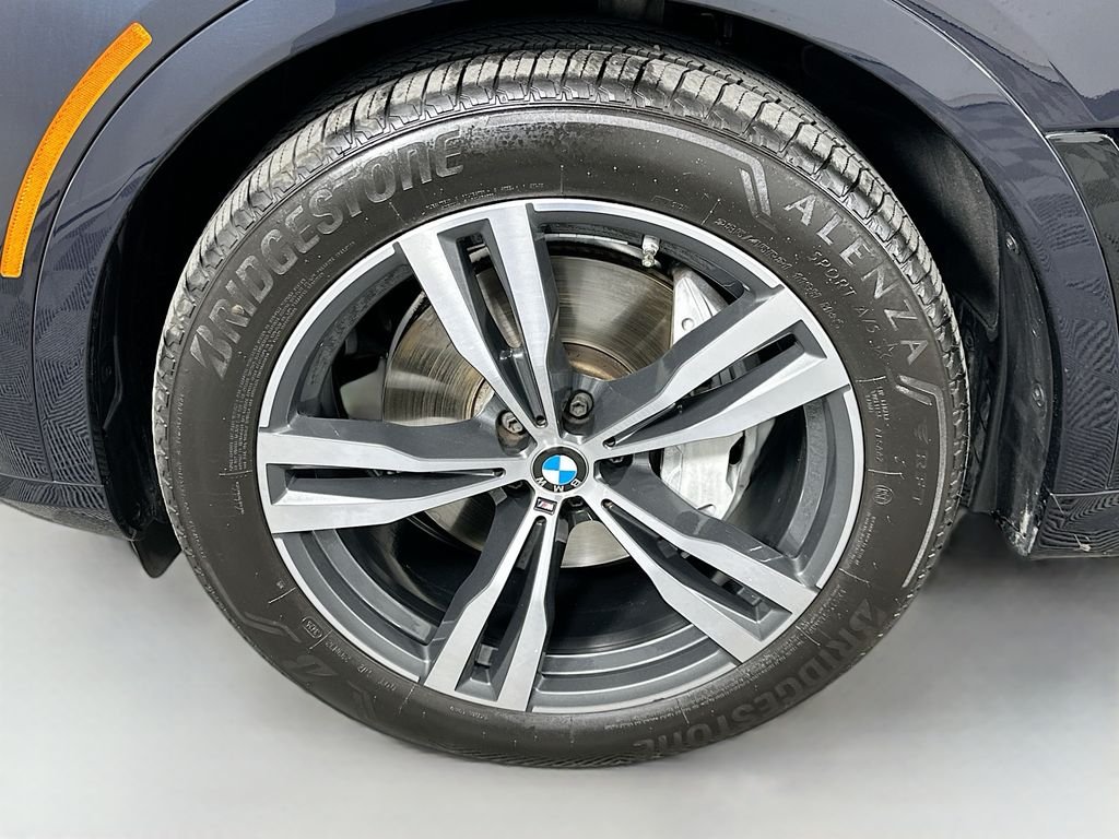 Used 2024 Carbon Black Metallic BMW xDrive40i image 33