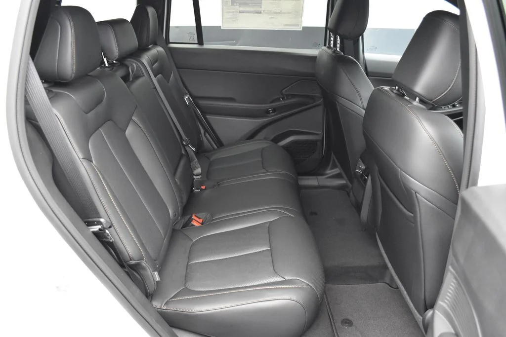 New 2026 Bright White Clearcoat Jeep Limited image 38
