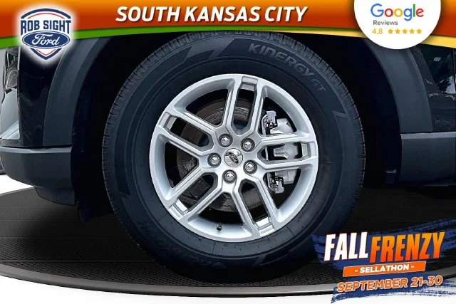 2026 Ford Explorer Active - Photo 13