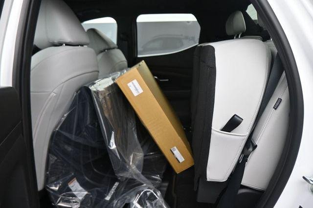 New 2026 White Hyundai SEL Activity AWD image 15