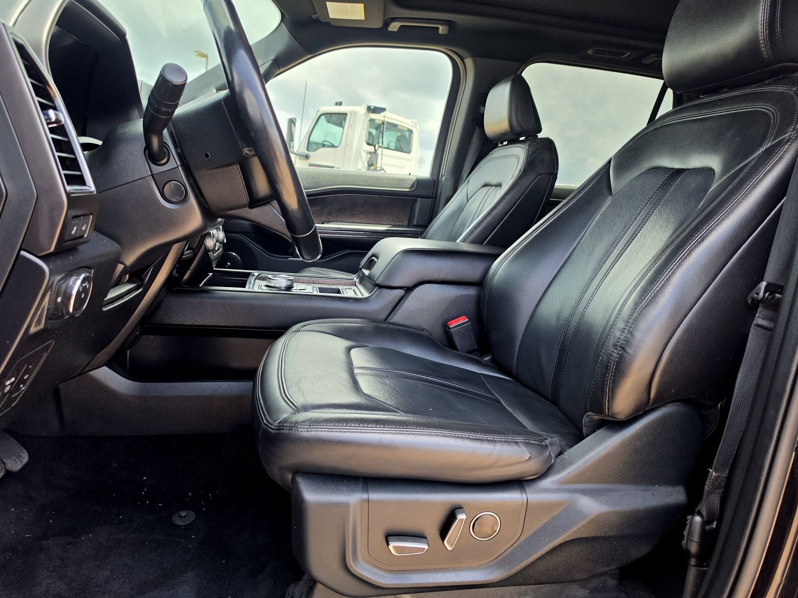 Used 2021 Black Ford Limited image 13