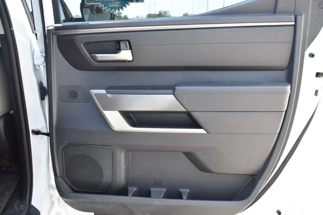 Used 2023 White Toyota SR5 image 17