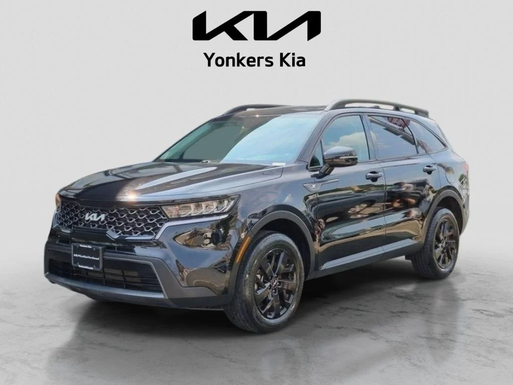 Used 2023 Black Kia X-Line S image 2