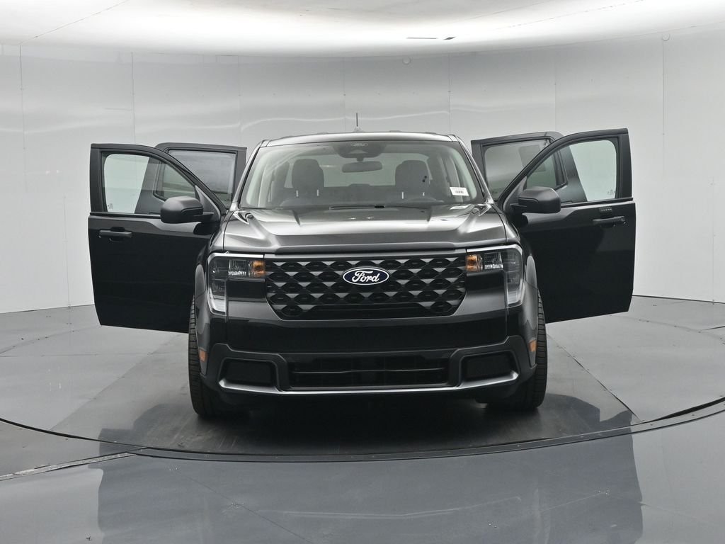 New 2026 Shadow Black Ford XLT image 31