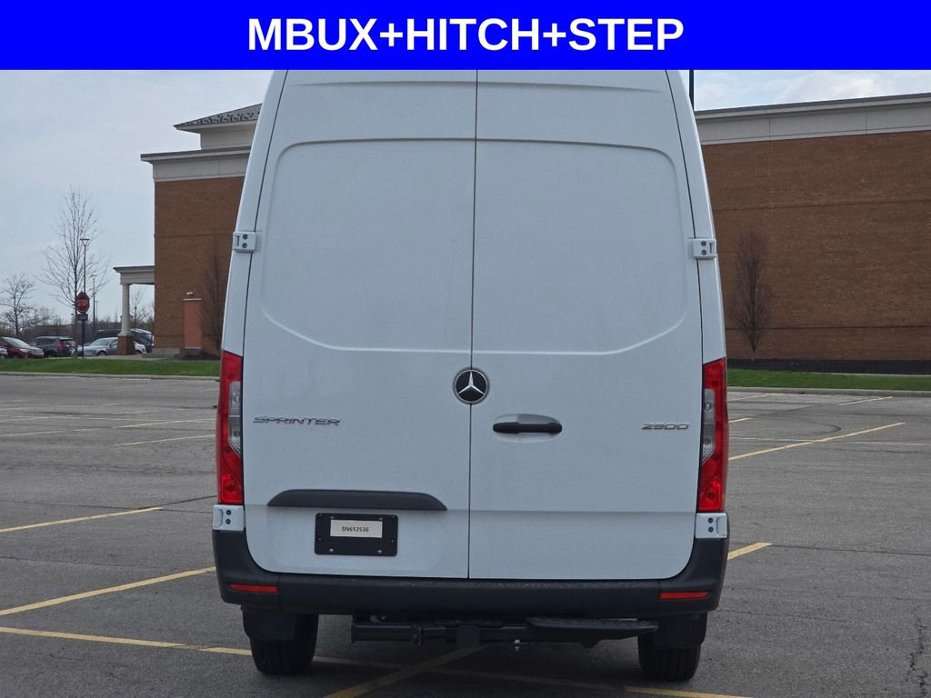 New 2026 Arctic White Mercedes-Benz Cargo 170 WB image 10
