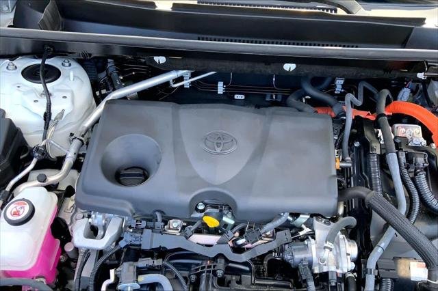 Certified Used 2022 ICE CAP Toyota  image 31