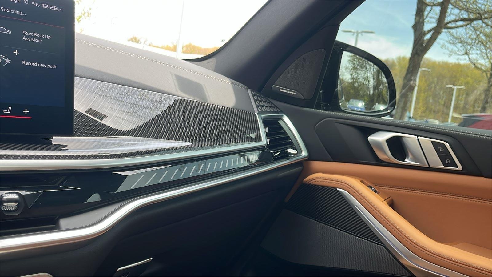 Used 2025 Manhattan Green Metallic BMW M60i image 18