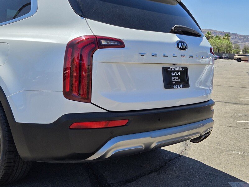 Used 2020 Snow White Pearl KIA S FWD image 5
