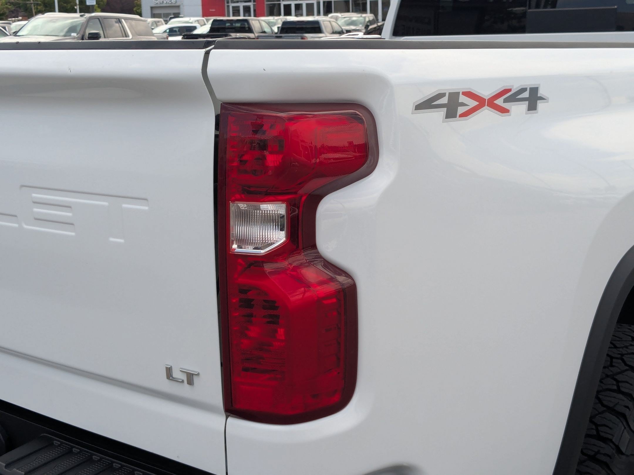 2022 Chevrolet Silverado 3500HD LT - Photo 11