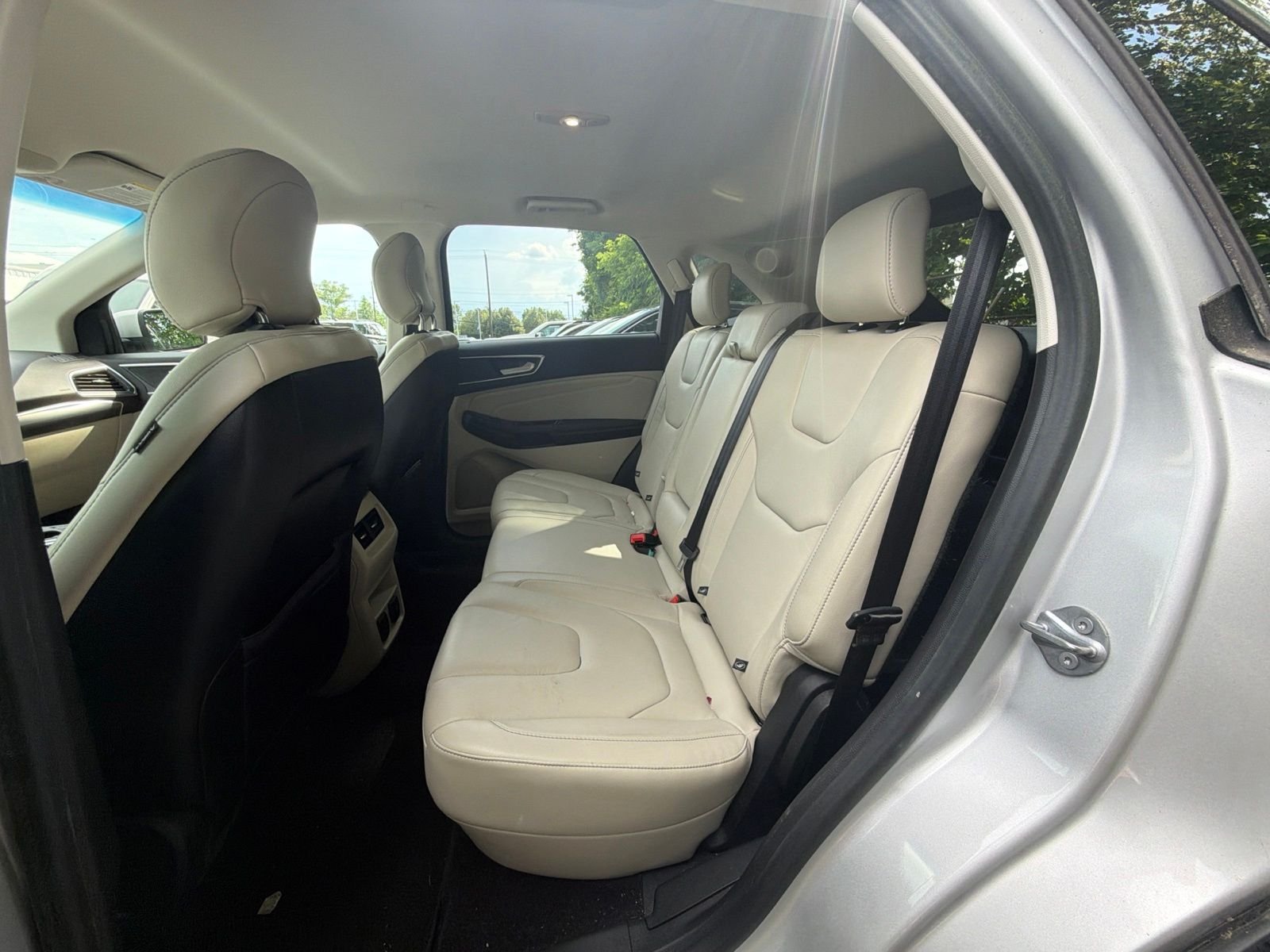 Used 2017 Silver Ford Titanium image 7