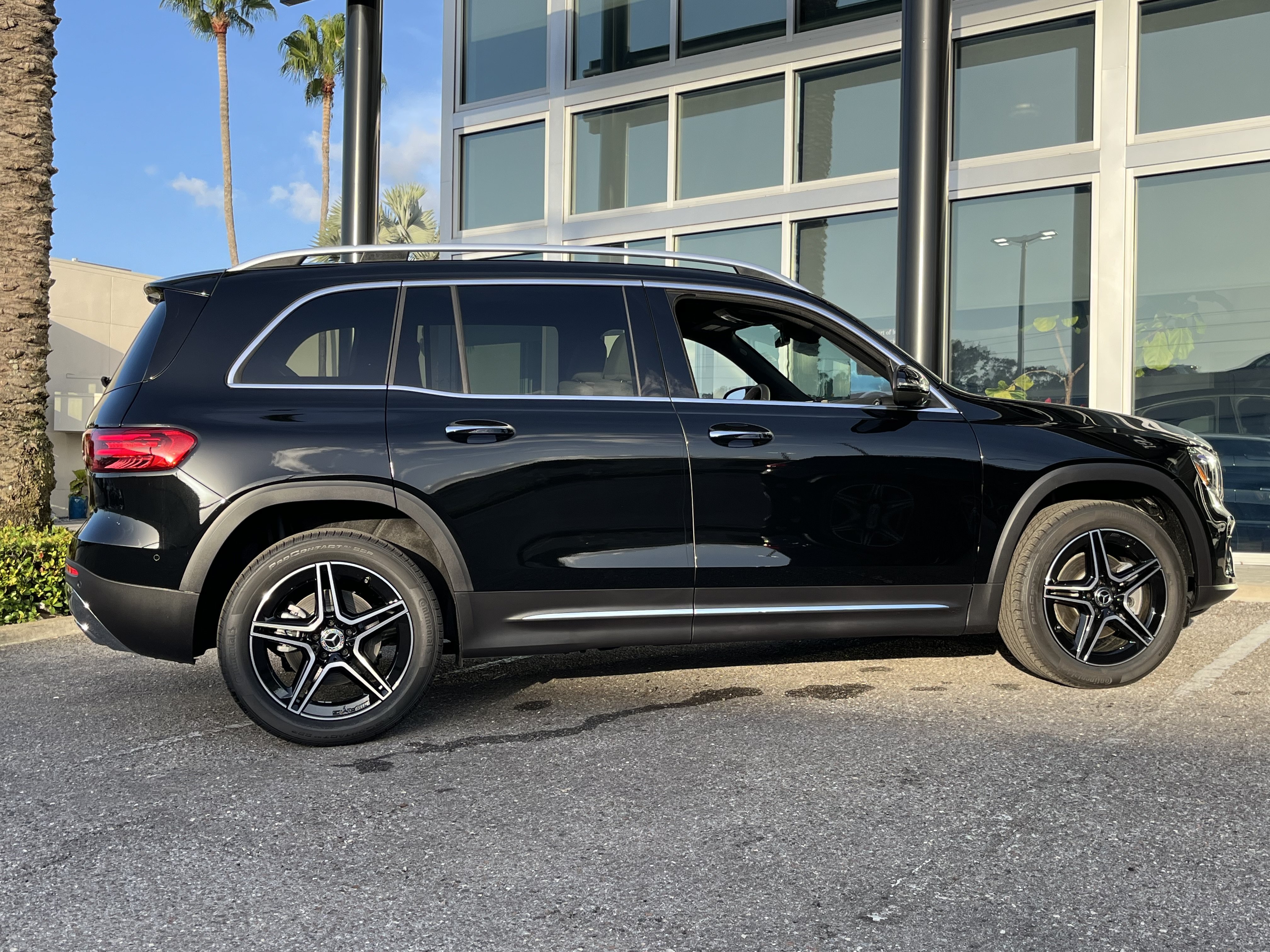 New 2026 Night Black Mercedes-Benz GLB 250 image 7
