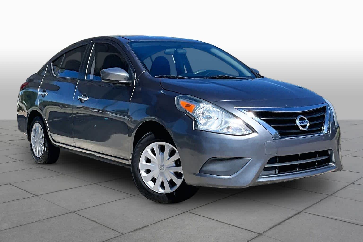 Used 2016 Gun Metallic Nissan SV image 3
