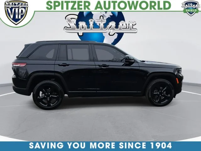 Used 2023 Black Jeep Altitude X image 9
