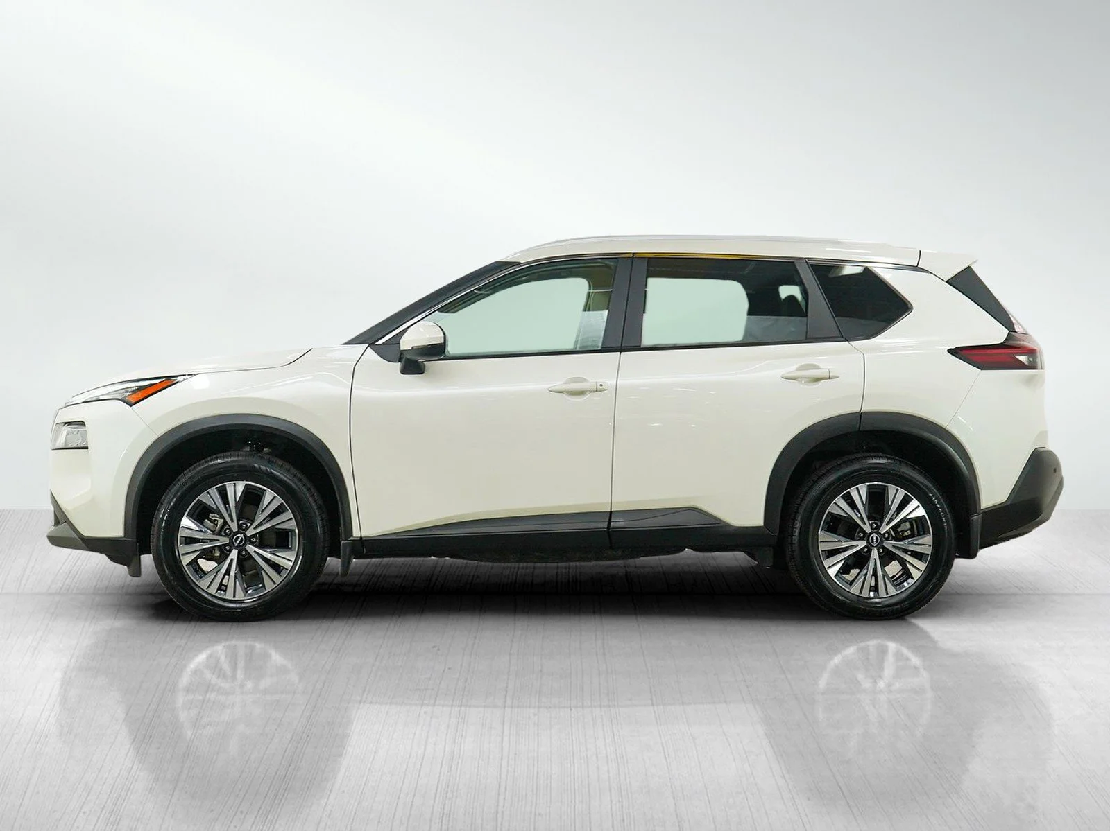 Used 2023 Nissan Rogue SV with VIN 5N1BT3BBXPC759422 for sale in Burnsville, Minnesota