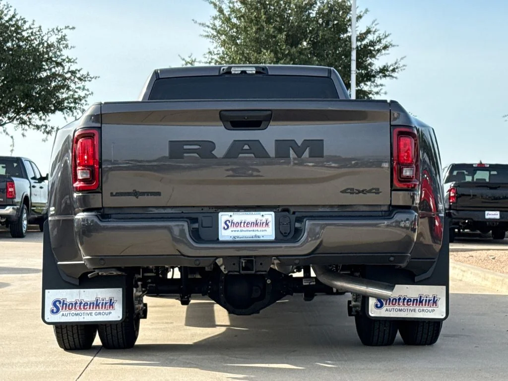 New 2026 Granite Crystal Metallic Clearcoat RAM Big Horn image 8