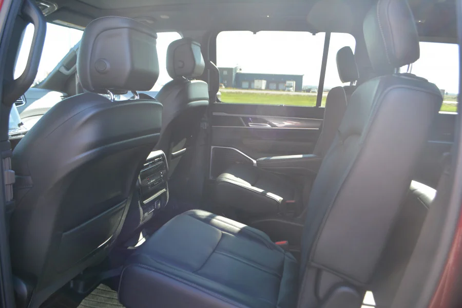 New 2022 Velvet Red Pearl Jeep Series III   -3M Protection, Floor Mats image 10