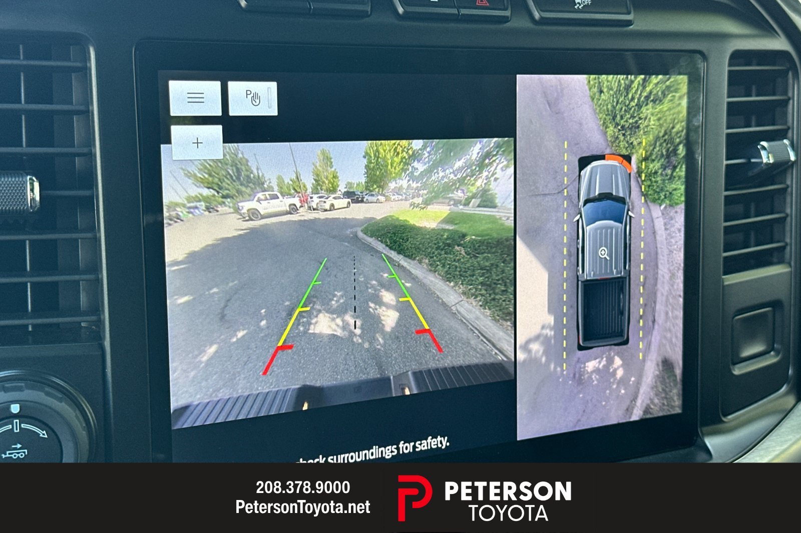 Used 2023  Ford Lariat image 18