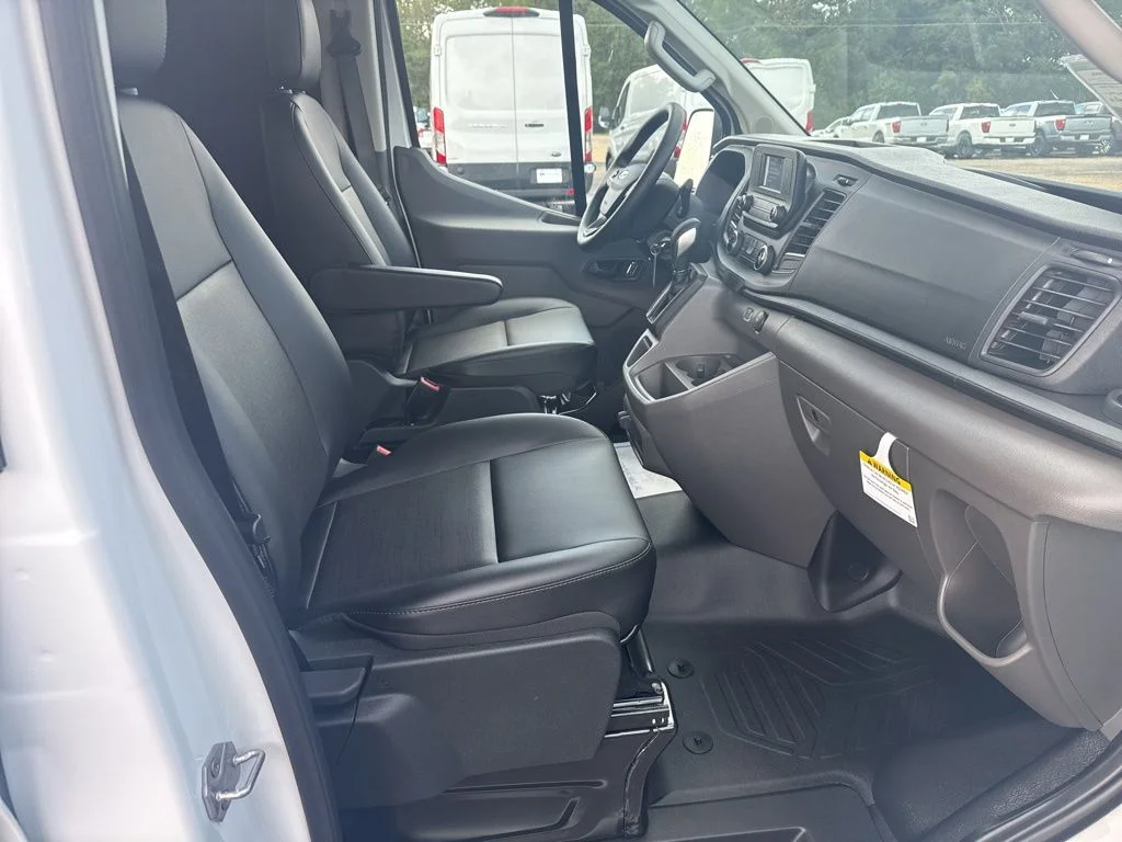 2025 Ford Transit Van Base - Photo 7