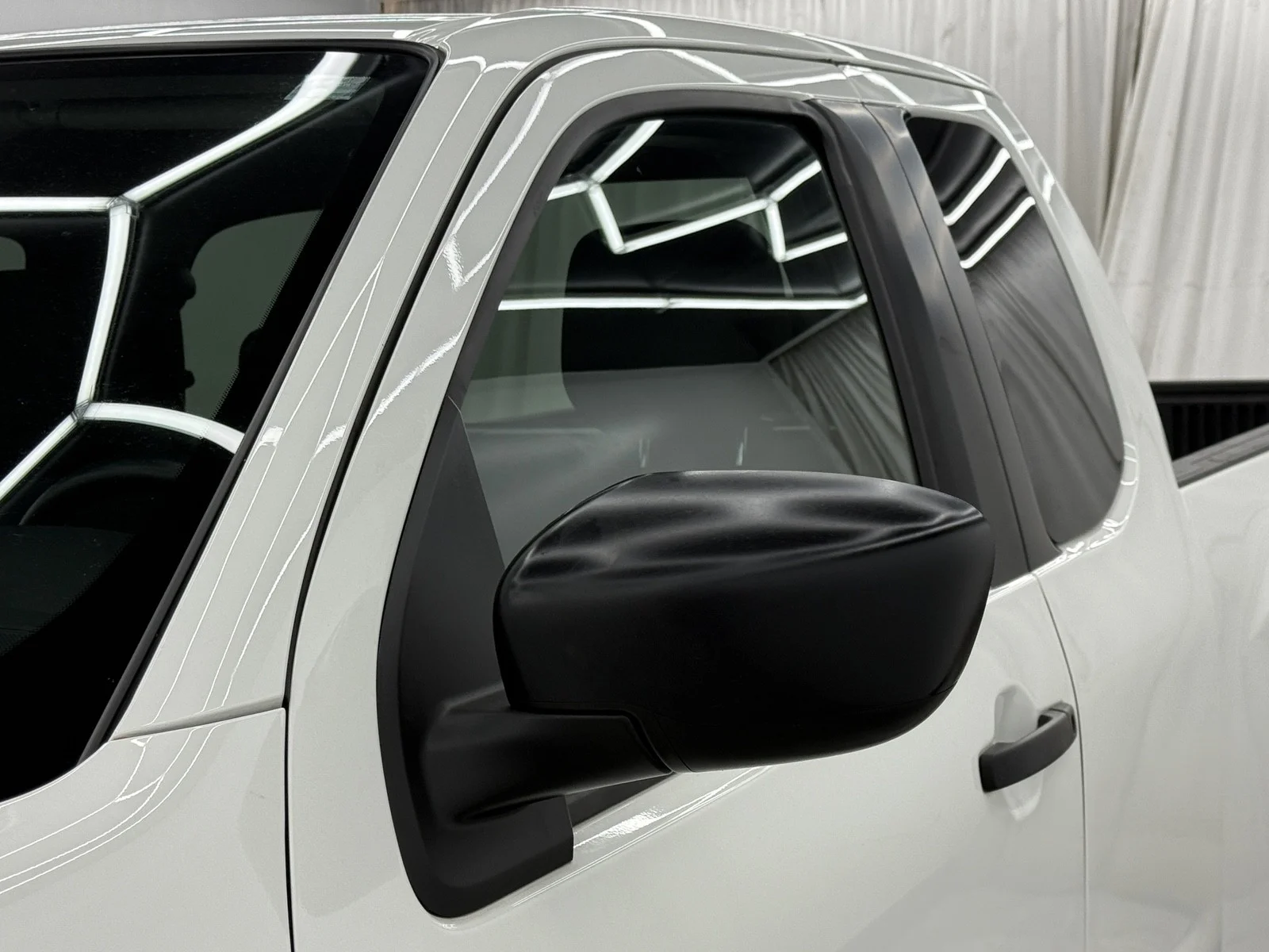 Used 2024 Glacier White Nissan S king cab 4x2 image 35