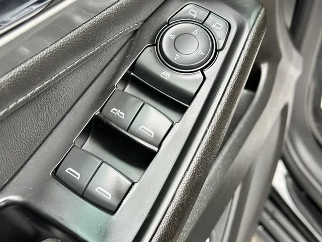 Used 2023 Mosaic Black Metallic Chevrolet LT Cloth image 17