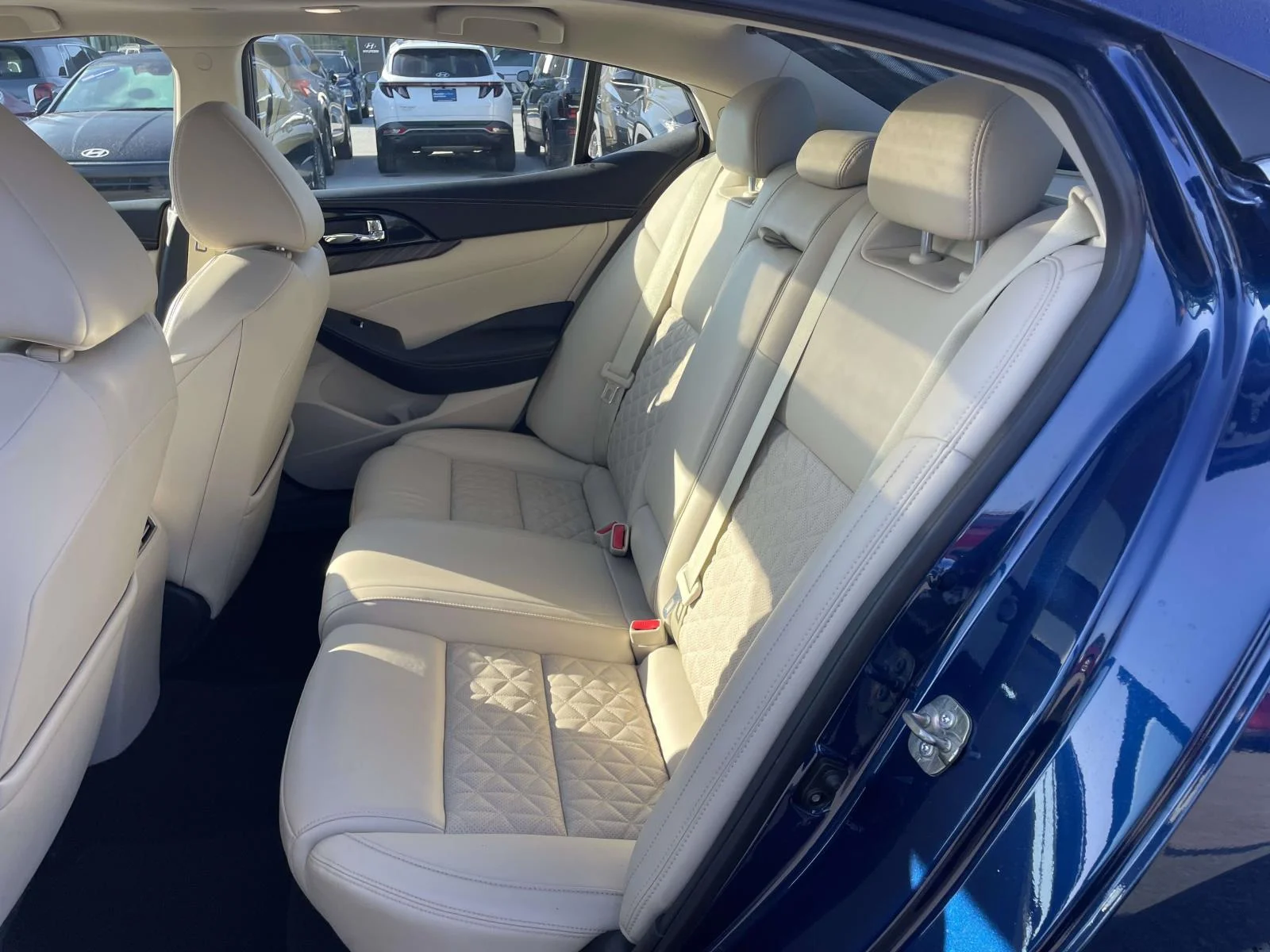 Used 2017 Deep Blue Pearl Nissan Platinum image 3