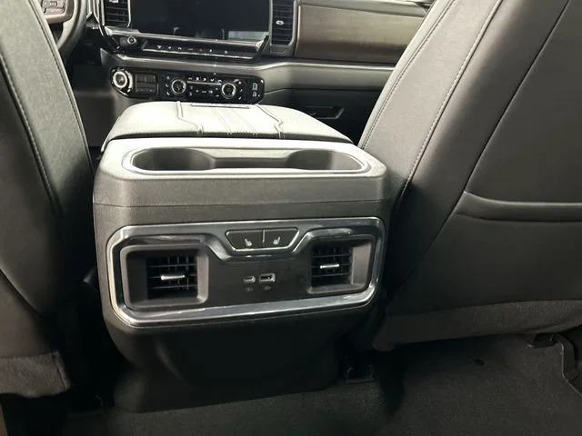 Used 2024 Black Chevrolet High Country image 28